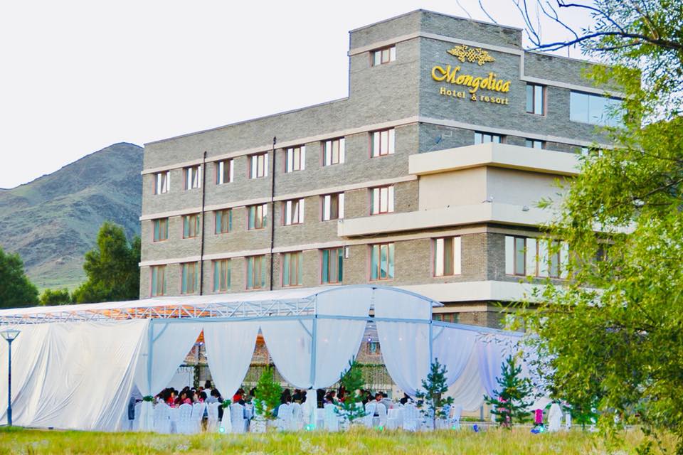 Mongolica Hotel & Resort