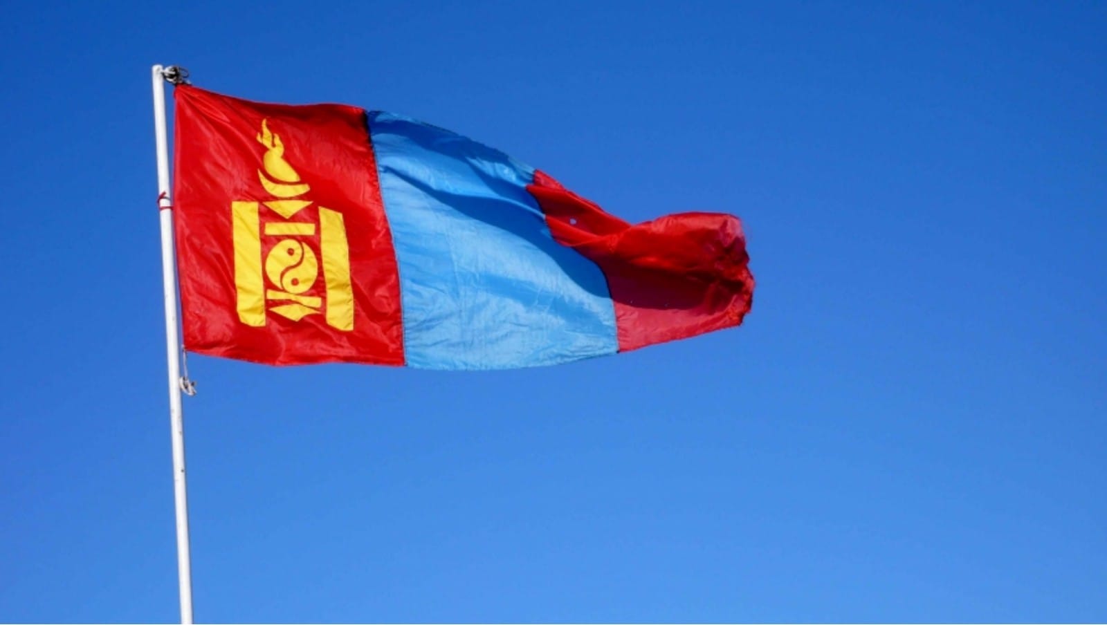 Б. Баярбаатар