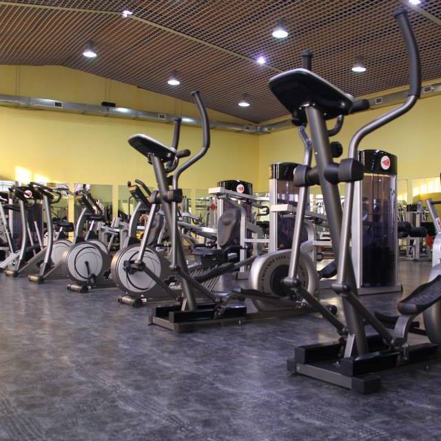 Phoenix Gym center